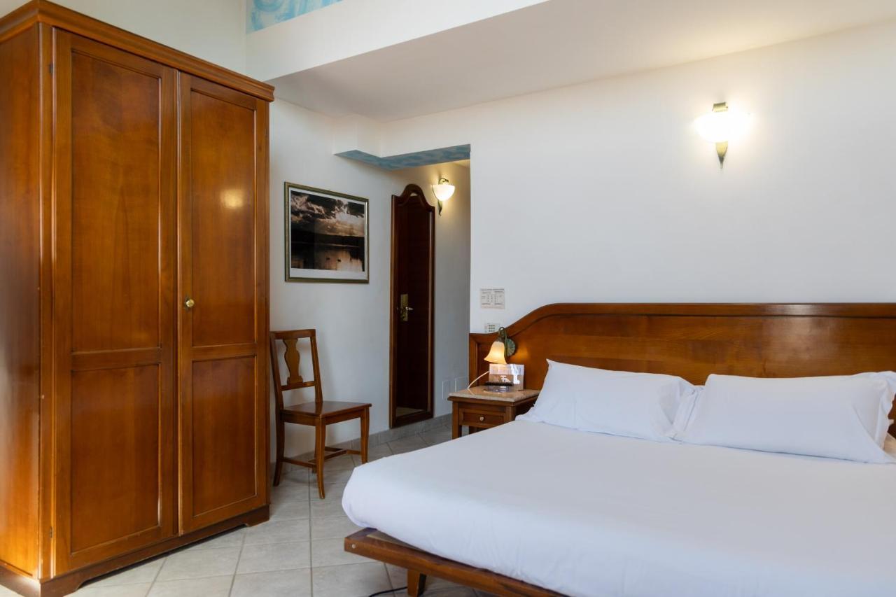 Hotel Ungheria Varese 1946 Екстериор снимка