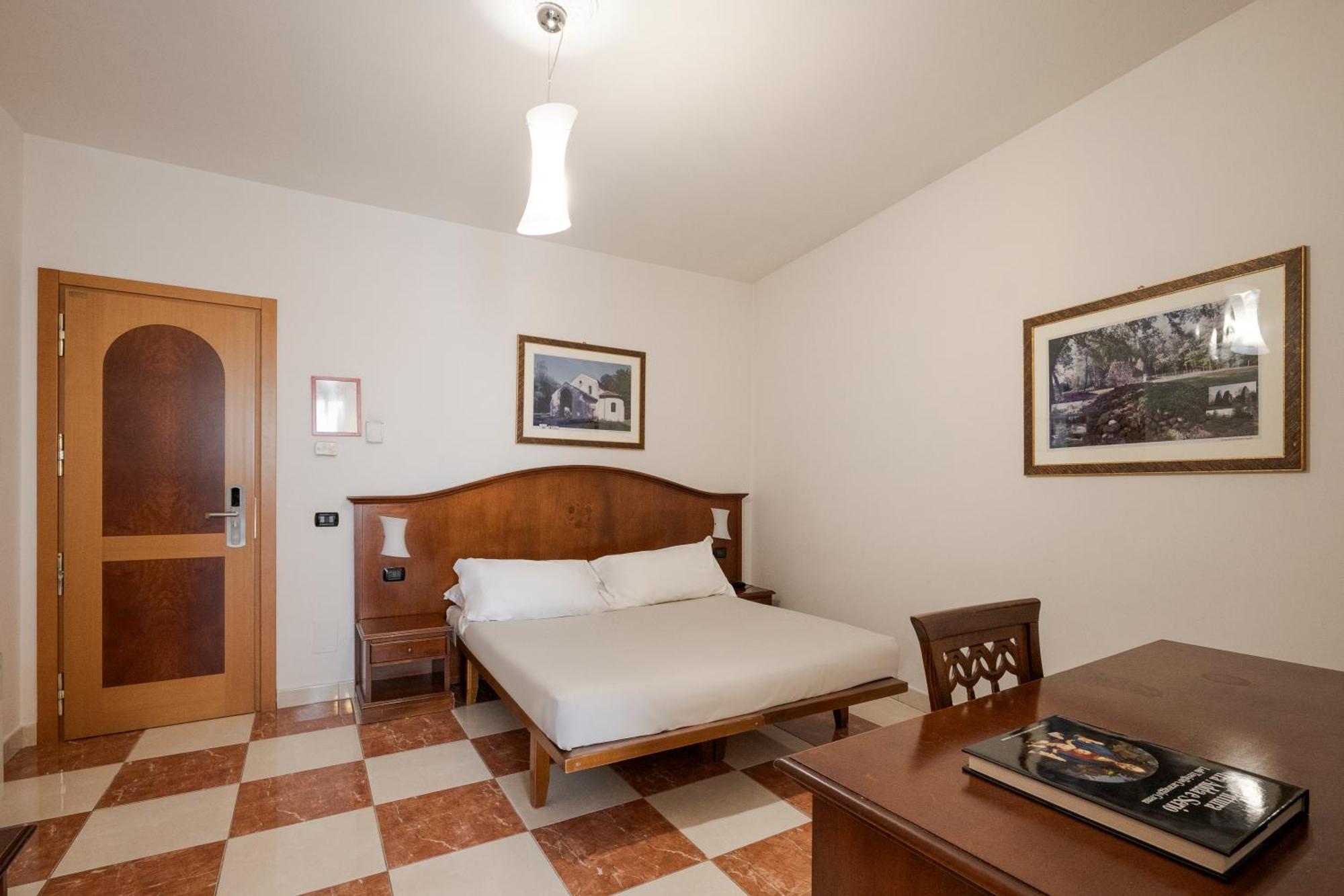 Hotel Ungheria Varese 1946 Екстериор снимка